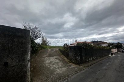 Terreno para Venda em Capelas
