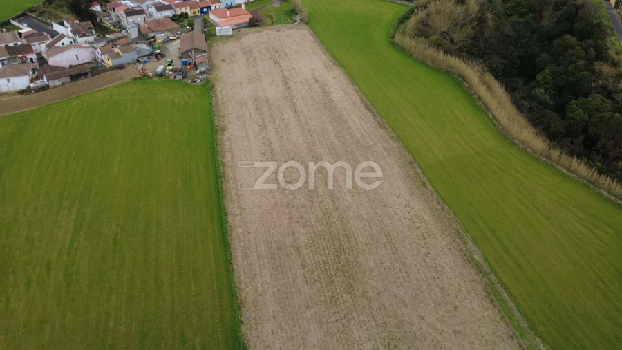 Terreno para Venda em Capelas