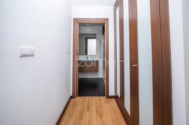 Apartamento T3 para Venda em Póvoa de Santo Adrião e Olival Basto Foto 13