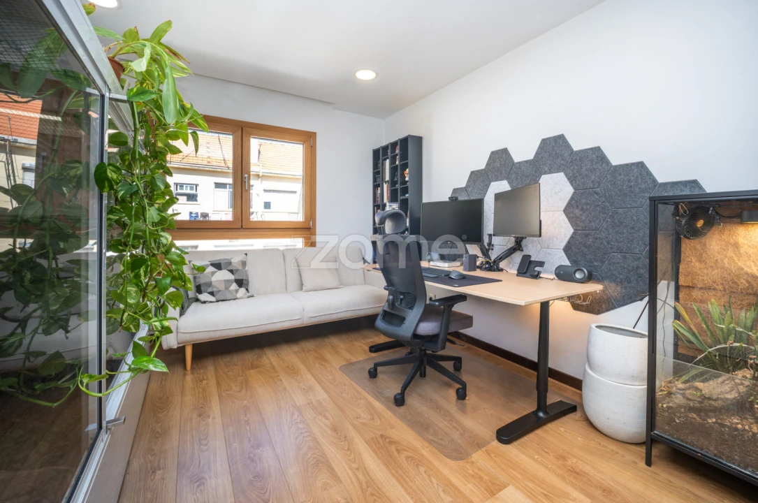 Apartamento T3 para Venda em Póvoa de Santo Adrião e Olival Basto Foto 10