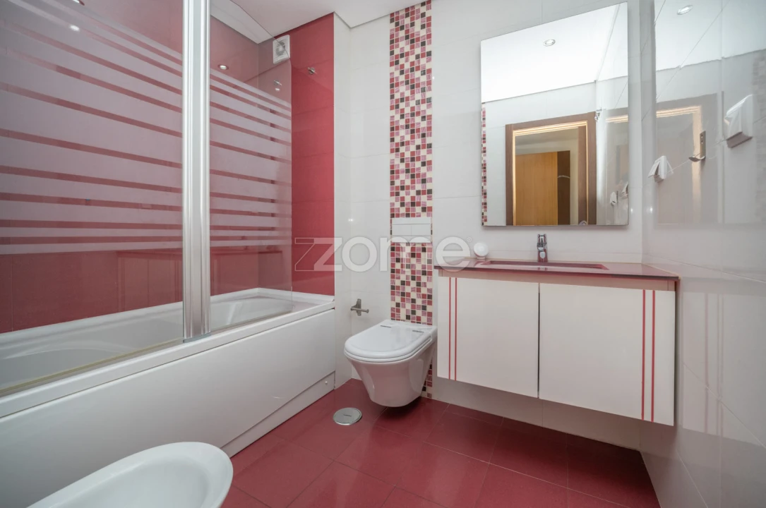 Apartamento T3 para Venda em Póvoa de Santo Adrião e Olival Basto Foto 22