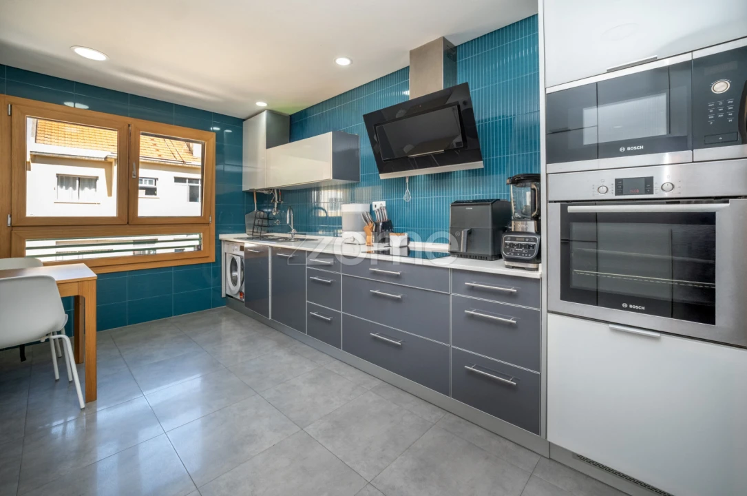 Apartamento T3 para Venda em Póvoa de Santo Adrião e Olival Basto Foto 6