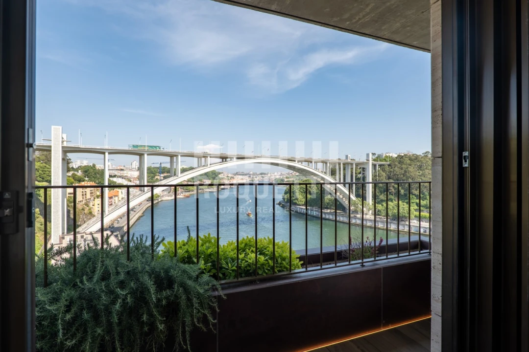 Apartamento T3 para Venda em Lordelo do Ouro e Massarelos Foto 9