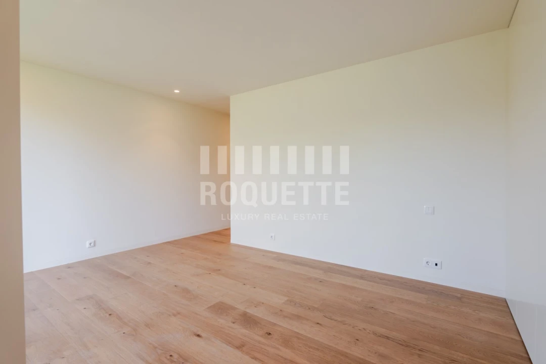 Apartamento T3 para Venda em Lordelo do Ouro e Massarelos Foto 29