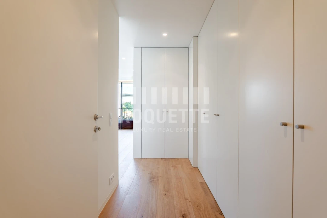 Apartamento T3 para Venda em Lordelo do Ouro e Massarelos Foto 34