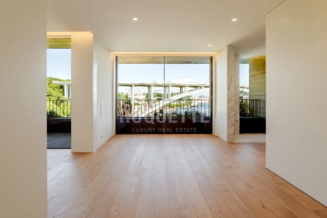 Apartamento T3 para Venda em Lordelo do Ouro e Massarelos Foto 37