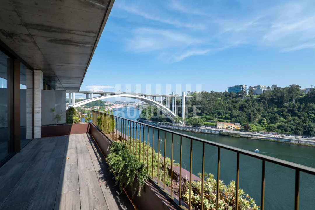 Apartamento T3 para Venda em Lordelo do Ouro e Massarelos Foto 50