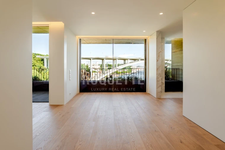 Apartamento T3 para Venda em Lordelo do Ouro e Massarelos Foto 37