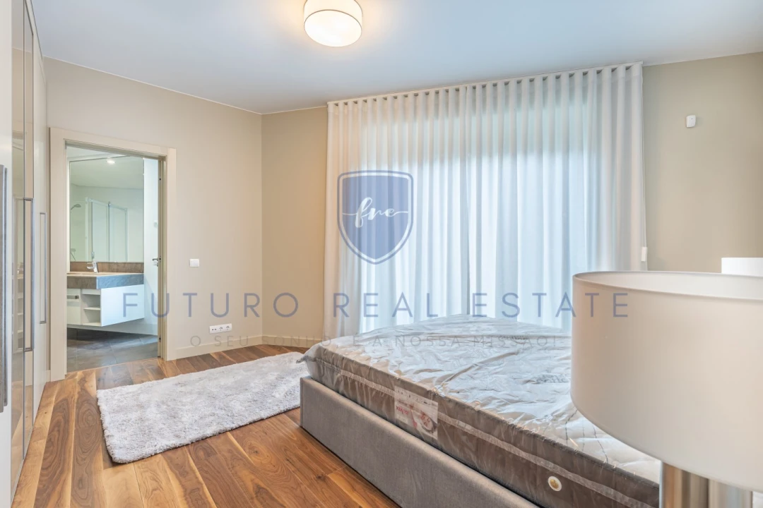 Apartamento T2 para Venda em São Martinho Foto 12