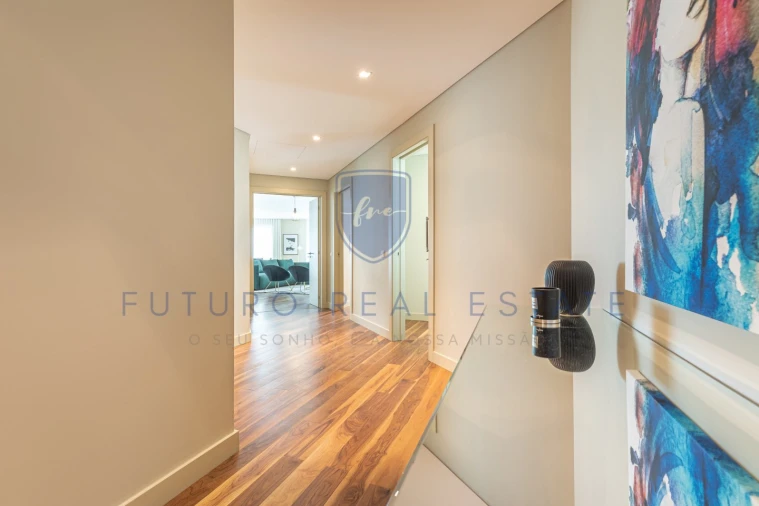 Apartamento T2 para Venda em São Martinho Foto 3