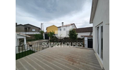 Moradia T3 para Venda em São Miguel de Poiares