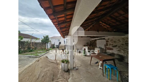 Moradia T3 para Venda em São Miguel de Poiares