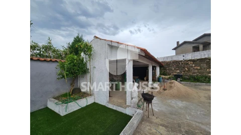 Moradia T3 para Venda em São Miguel de Poiares