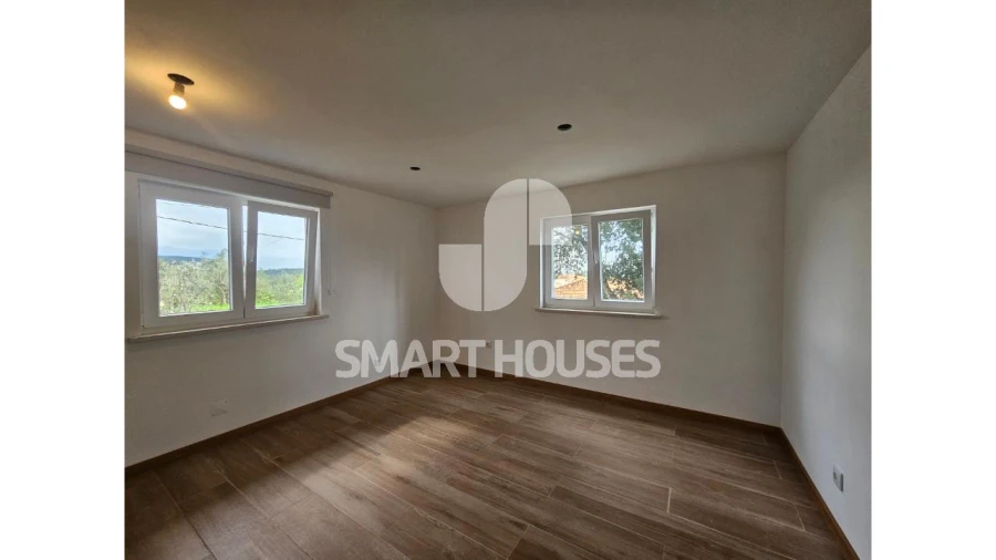 Moradia T3 para Venda em São Miguel de Poiares Foto 5