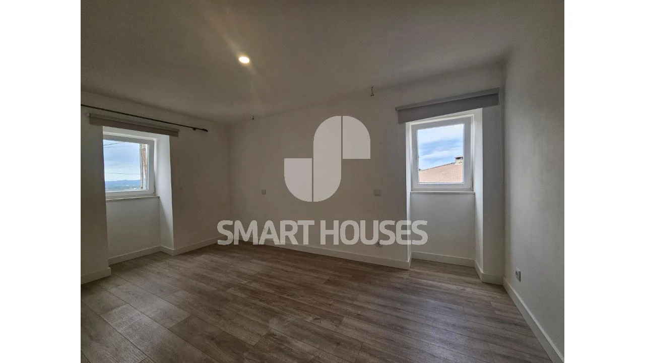 Moradia T3 para Venda em São Miguel de Poiares Foto 12