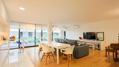 Apartamento T4 para Venda em Olhão