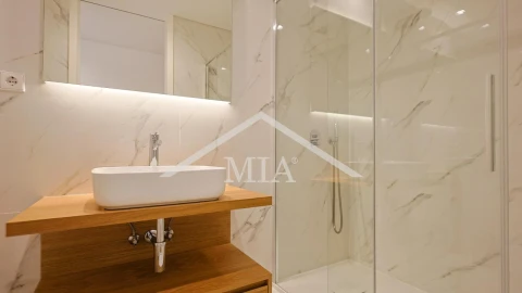 Apartamento T4 para Venda em Olhão