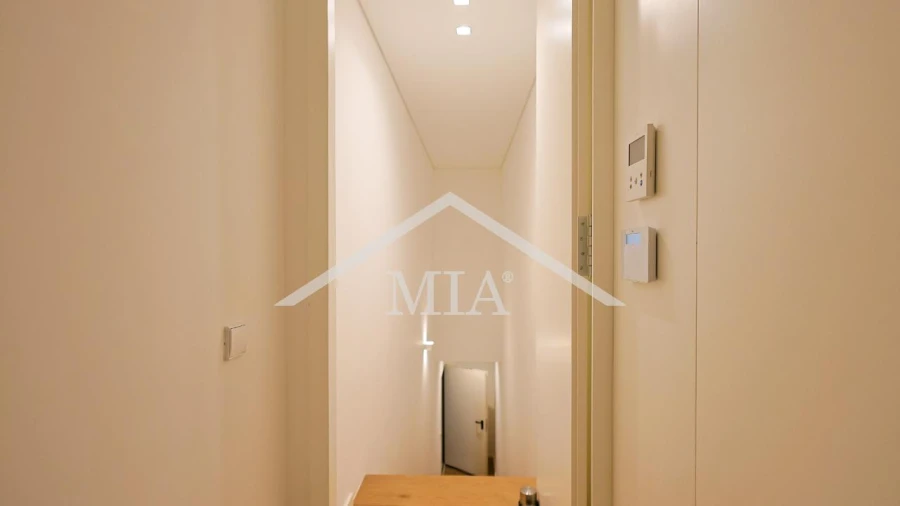 Apartamento T4 para Venda em Olhão Foto 29