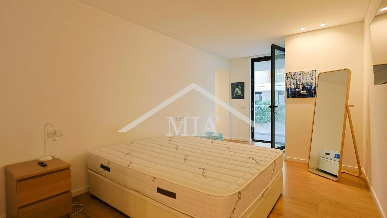 Apartamento T4 para Venda em Olhão Foto 11