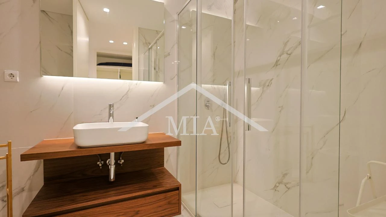 Apartamento T4 para Venda em Olhão Foto 28