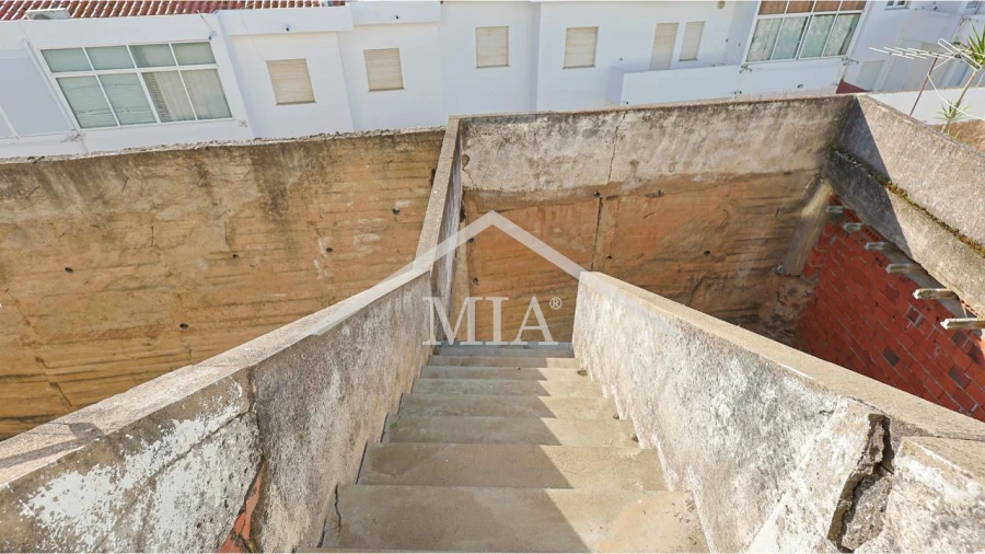 Apartamento T2 para Venda em Barrancos Foto 11