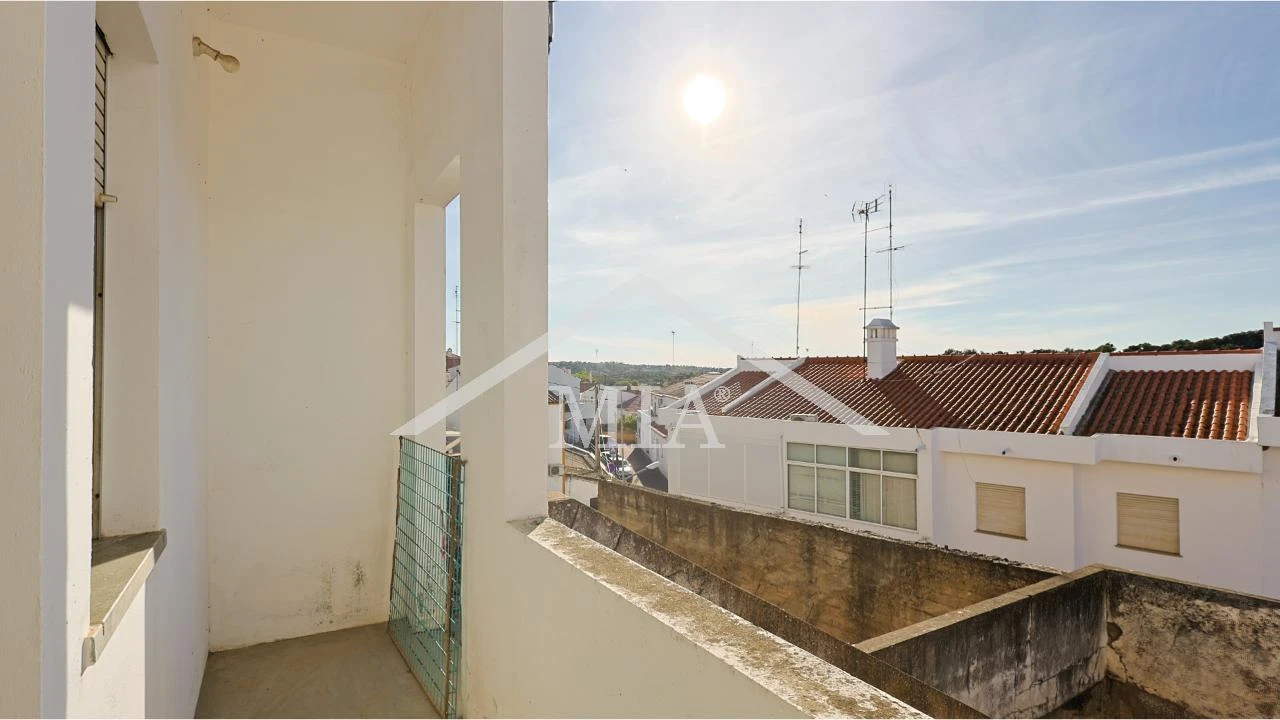 Apartamento T2 para Venda em Barrancos Foto 8
