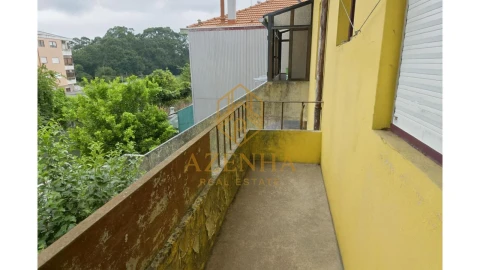 Moradia T2 para Venda em Baguim do Monte (Rio Tinto)