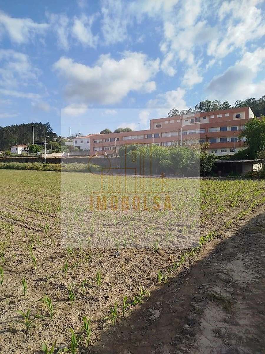 Terreno para Venda em Macieira da Maia Foto 3