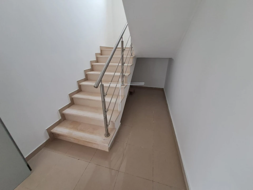 Moradia T5 para Venda em Laranjeiro e Feijó Foto 31