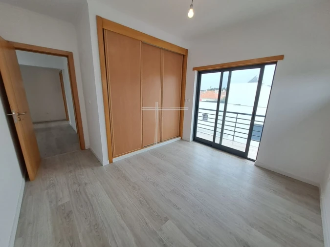 Moradia T5 para Venda em Laranjeiro e Feijó Foto 19