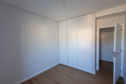 Apartamento T3 para Arrendamento em Perafita, Lavra e Santa Cruz do Bispo