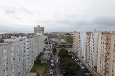 Apartamento T4 para Arrendamento em Marvila