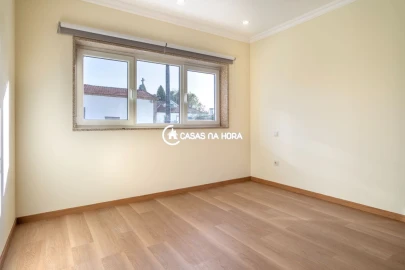 Apartamento T3 para Arrendamento em Sandim, Olival, Lever e Crestuma