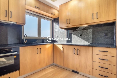 Apartamento T3 para Arrendamento em Sandim, Olival, Lever e Crestuma