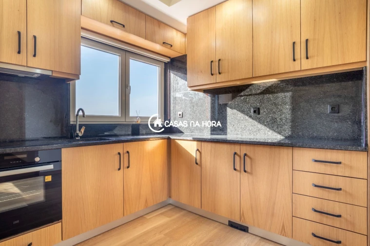 Apartamento T3 para Arrendamento em Sandim, Olival, Lever e Crestuma Foto 14