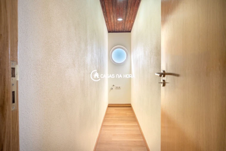 Apartamento T3 para Arrendamento em Sandim, Olival, Lever e Crestuma Foto 18