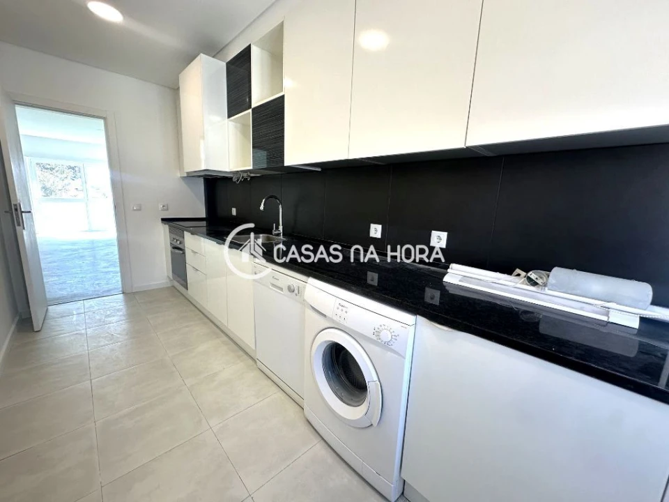 Apartamento T2 para Arrendamento em Quinta do Conde Foto 1