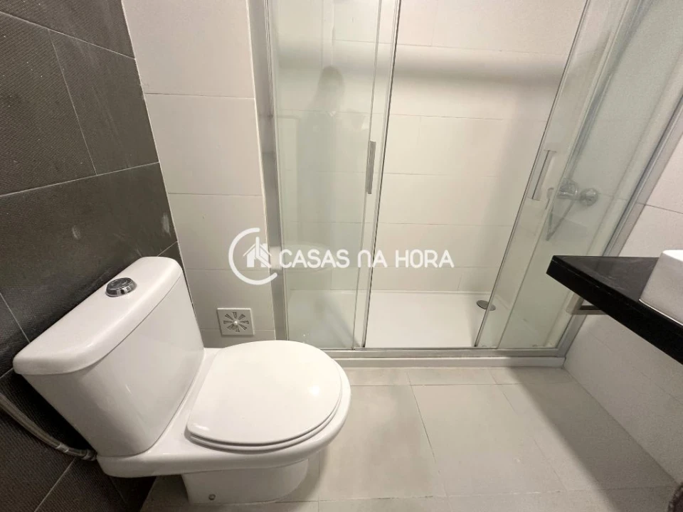 Apartamento T2 para Arrendamento em Quinta do Conde Foto 19