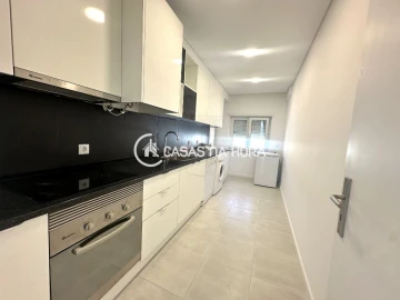 Apartamento T2 para Arrendamento em Quinta do Conde