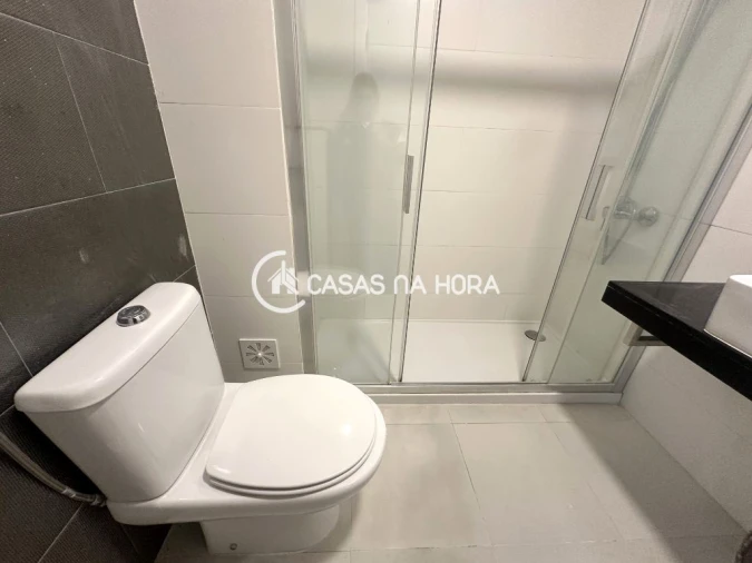 Apartamento T2 para Arrendamento em Quinta do Conde Foto 19