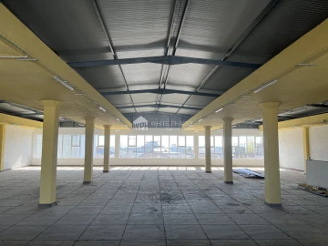 Armazém para Venda em Sacavém e Prior Velho