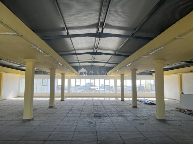 Armazém para Venda em Sacavém e Prior Velho Foto 5