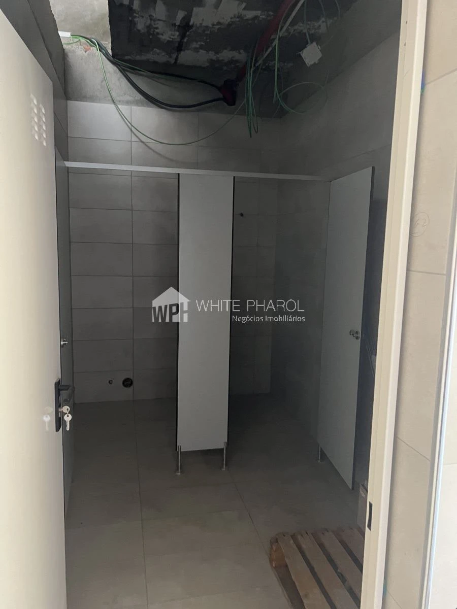 Armazém para Venda em Sacavém e Prior Velho Foto 10