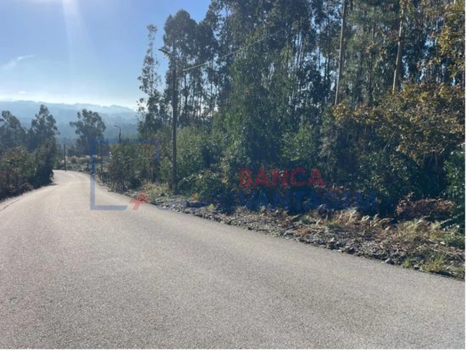 Terreno P/ Prédio para Venda em Sandim, Olival, Lever e Crestuma Foto 2