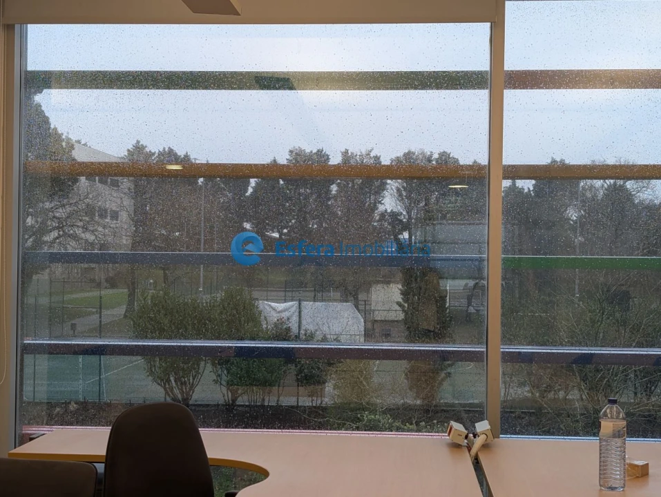 Loja para Arrendamento em Moreira Foto 12