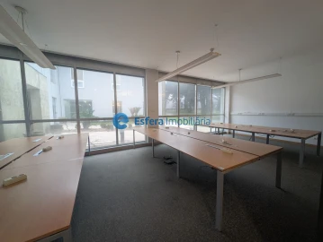 Loja para Arrendamento em Moreira