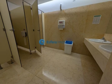 Loja para Arrendamento em Moreira