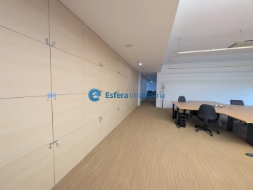 Loja para Arrendamento em Moreira