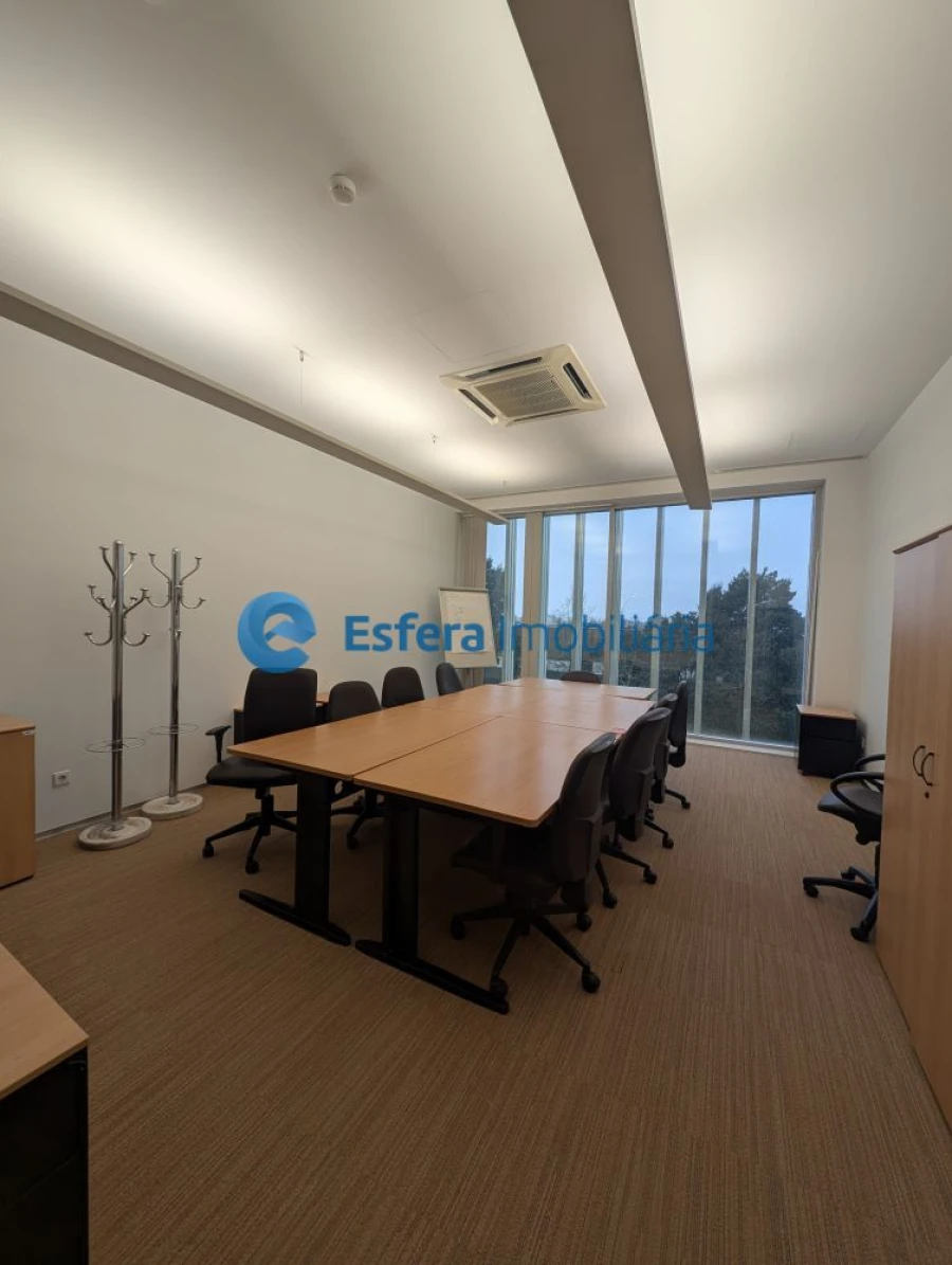 Loja para Arrendamento em Moreira Foto 10