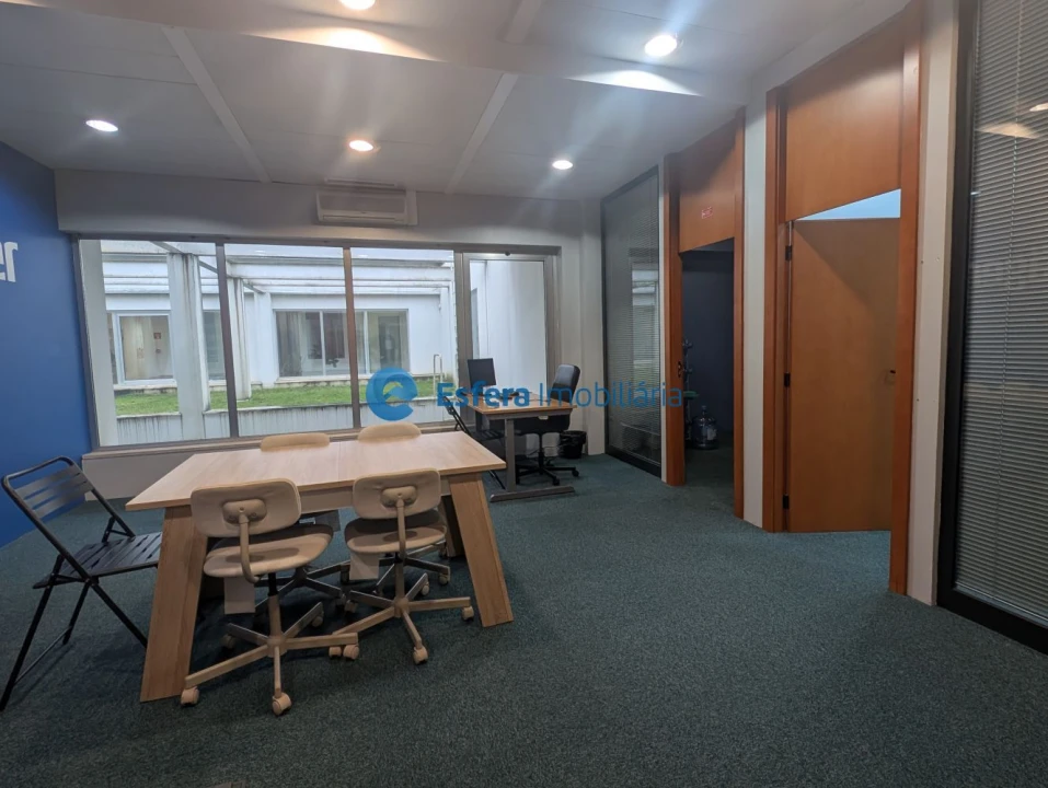 Loja para Arrendamento em Moreira Foto 27